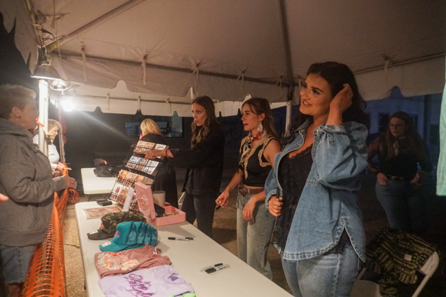 Sister Sadie meets with fans at the 2025 Bluegrass & Chili Festival in Oklahoma - photo © Pamm Tucker