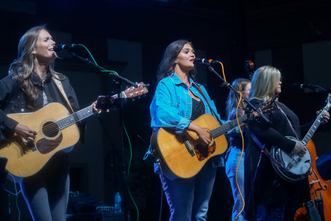 Sister Sadie at the 2025 Bluegrass & Chili Festival in Oklahoma - photo © Pamm Tucker
