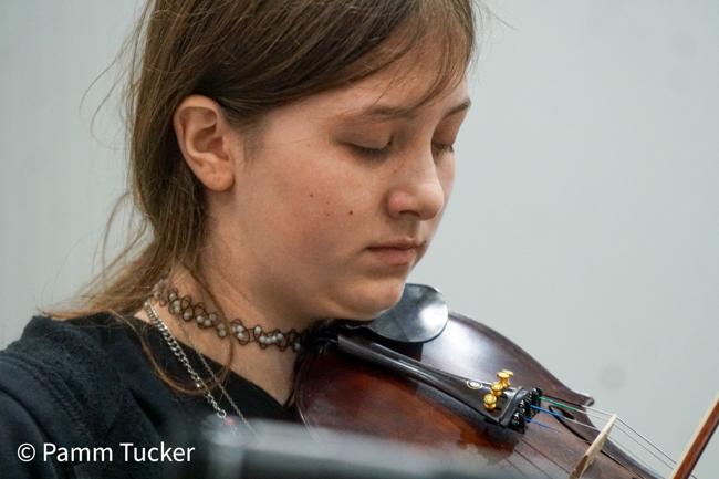 Inaugural Lee Stoneking Memorial Fiddle Contest in Clinton, MO (5/24/25) - photo © Pamm Tucker