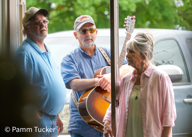 Inaugural Lee Stoneking Memorial Fiddle Contest in Clinton, MO (5/24/25) - photo © Pamm Tucker