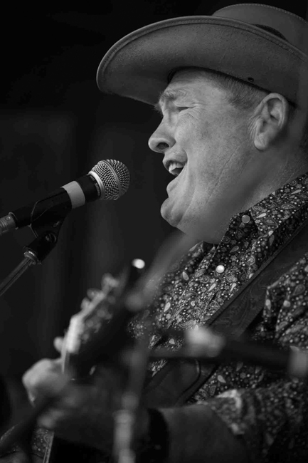 Curt Gausman with Nothin' Fancy at Pickin' in Parsons 2025 - photo © Jeromie Stephens