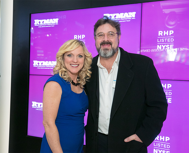 Rhonda Vincent and Vince Gill at the NYSE (1/26/18)